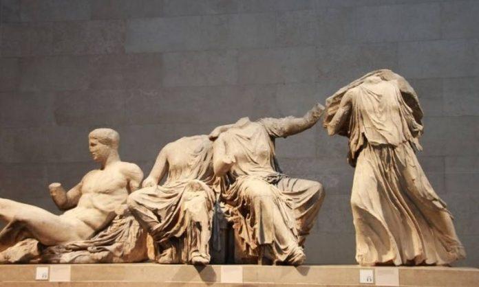 fotografia: fragmenty greckich rzeźb